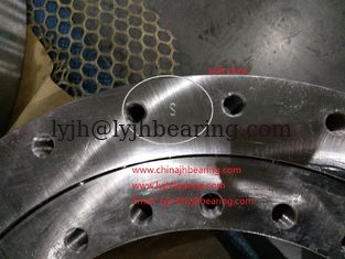 China 010.35.559  four point contact ball slewing bearing   431.8x695.452x90.932mm supplier