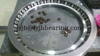 China Machining centers use  XR766051 crossed tapered roller bearing 457.2x609.6x63.5mm supplier