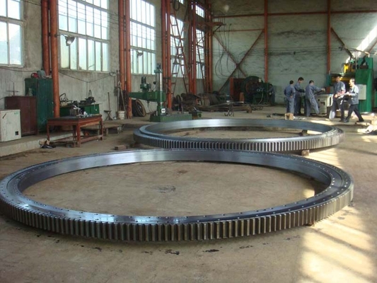 China 011.60.2000 slewing bearing with gear,2178x1825x144 mm,Module:16 supplier