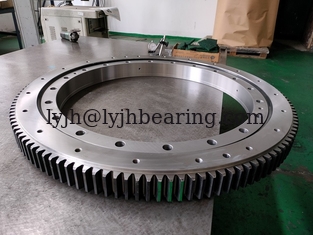 China Four Point Contact Ball Slewing Bearing With External Gear Teeth 1072*776*80mm supplier