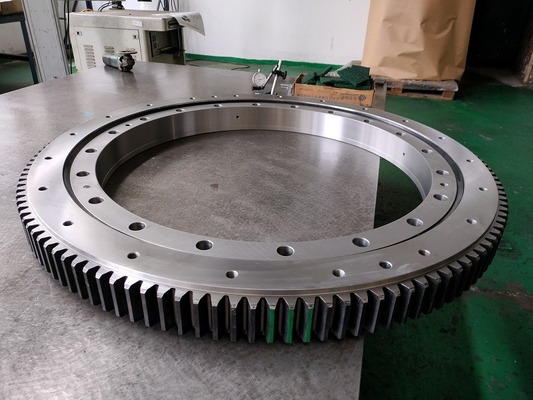 China Four Point Contact Ball Slewing Bearing With External Gear Teeth 1072*776*80mm supplier