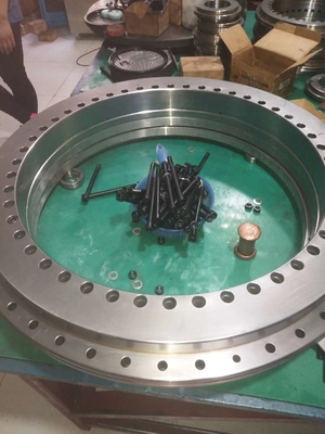 China YRT580 rotary table bearing China manufacture/supplier,580x750x90mm in stocks Machine Tools  Vertical-axis supplier