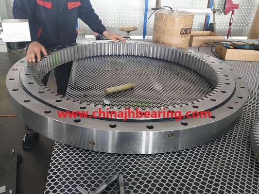 China VSI200844N slewing bearing used for handling systems and machine tools 916x736x56mm supplier