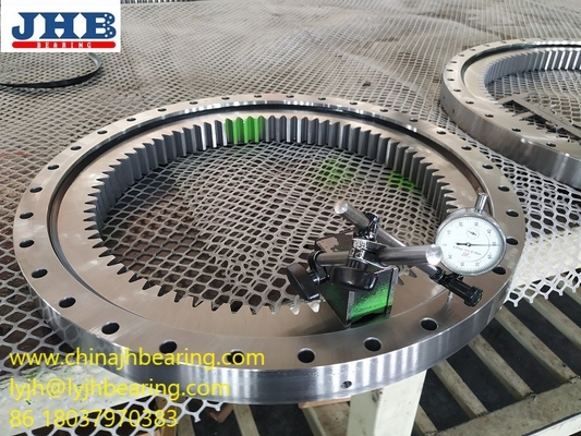 China RKS.162.14.1094 crossed roller Slewing bearing with internal gear 985.6x1166x56 mm supplier