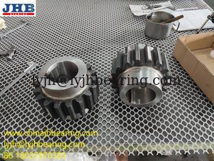 China Small Pinion Matched Slewing Bearing 170*130*199mm 18pcs Teeth Quenching supplier