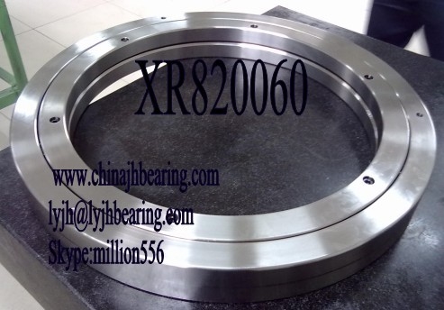 crossed roller bearing XR820060 specification/package/delivery time/precision grade,P4 P5 Grade supplier