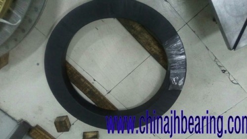 China factory Crossed tapered roller bearing XR766051 ,457.2x609.6x63.5mm supplier