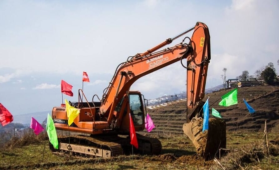 Offer slewing bearing/Circle to Hyundai R450LC-7 excavator equpment 81NB-01021 ,10 days delivery time supplier