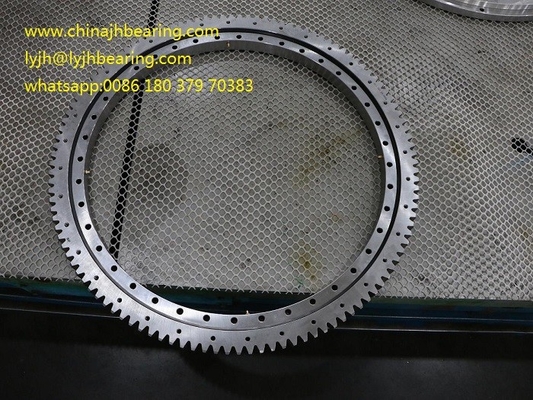 VSA200844 belongs Four point contact Slewing bearing  950.1X772XD56 mm in stocks supplier