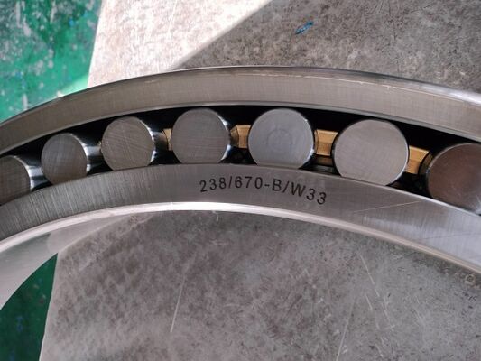 Spherical Roller Bearings 238/670B/W33 Cylindrical Bore 820*670*112mm supplier