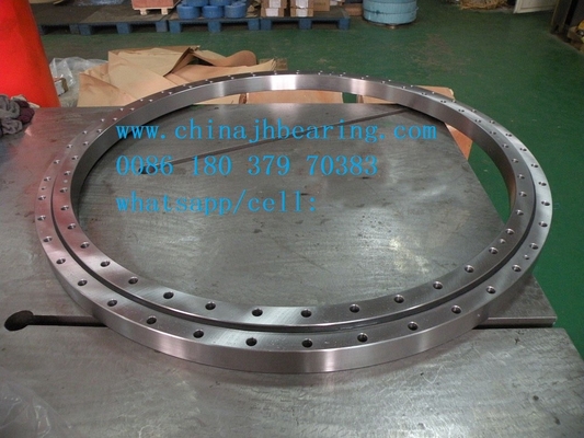 RKS.060.25.1204 four point contact slewing bearing 1289x1119x68 mm belongs to medium size without a gear supplier