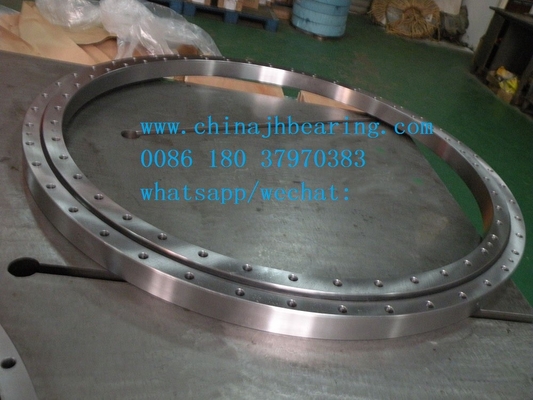 RKS.060.25.1204 four point contact slewing bearing 1289x1119x68 mm belongs to medium size without a gear supplier