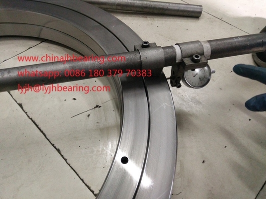 XR496051 crossed roller thrust bearing for vertical axis machine 203.2*279.4*31.75mm supplier