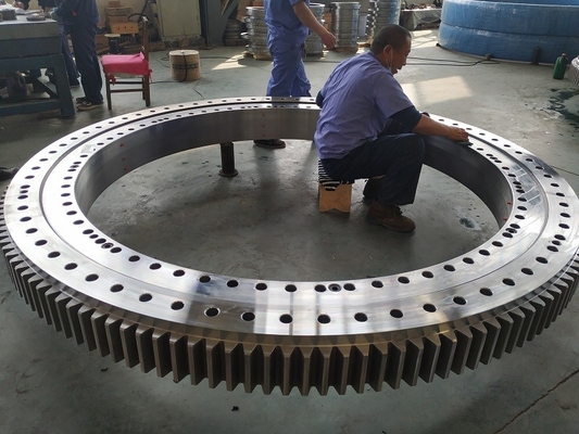 RKS.061.20.0744  Slewing bearing with external gear ,672x838.8x56mm for truck supplier