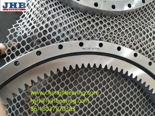 RKS.162.14.1094 crossed roller Slewing bearing with internal gear 985.6x1166x56 mm supplier